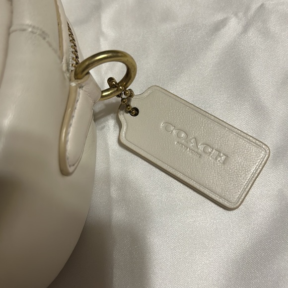 Coach cream quilted camera bag - Picture 4 of 9